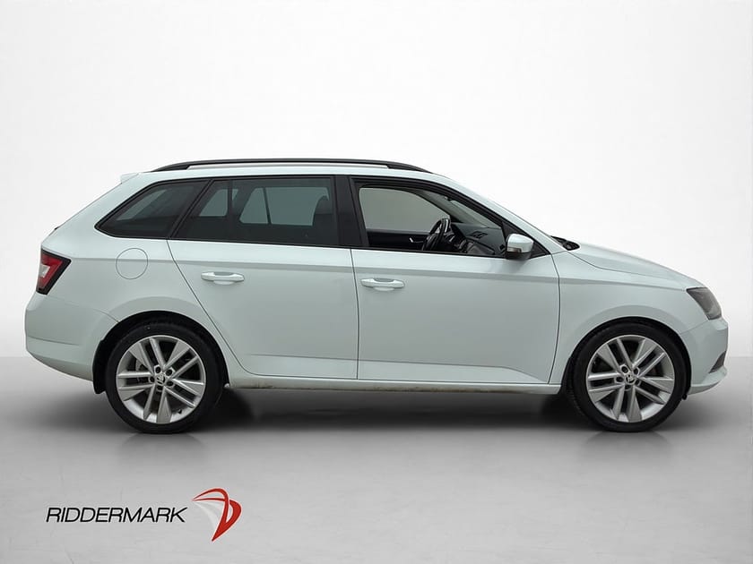 Bild 2 av Škoda Fabia Kombi Skoda 1.2 TSI Automat 110hk Sport Pano M-Värm