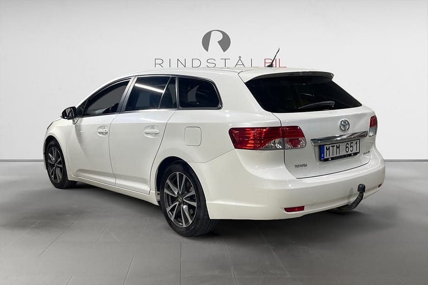 Bild 5 av Toyota Avensis Kombi 2.2 D-4D 150 HK AUT DRAG NAVI B-KAMERA 0.55L/MIL 17"