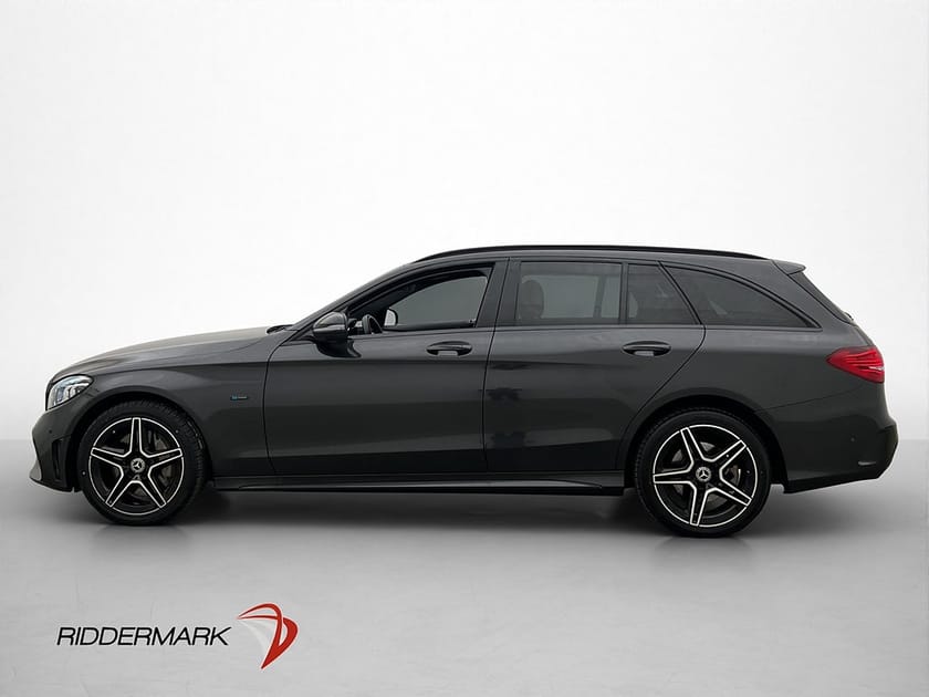 Bild 4 av Mercedes-Benz C 300 T de AMG Line Night Edt 306hk 360° Navi Drag