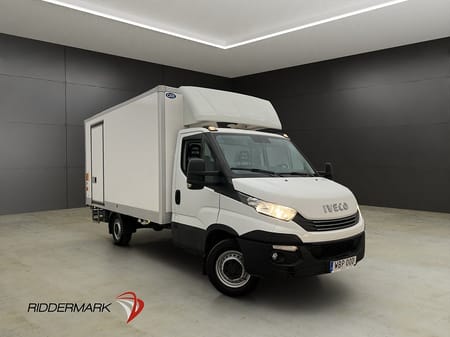 Iveco Daily 35-140 Chassi Cab 2.3JTD BAKGAVELLYFT Ny-Kamrem Sidodörr Moms