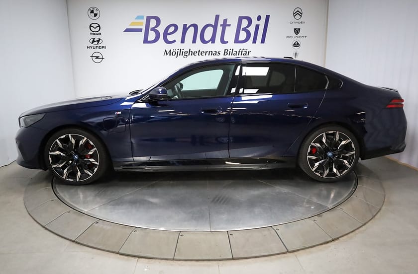 Bild 5 av BMW 550e xDrive Sedan