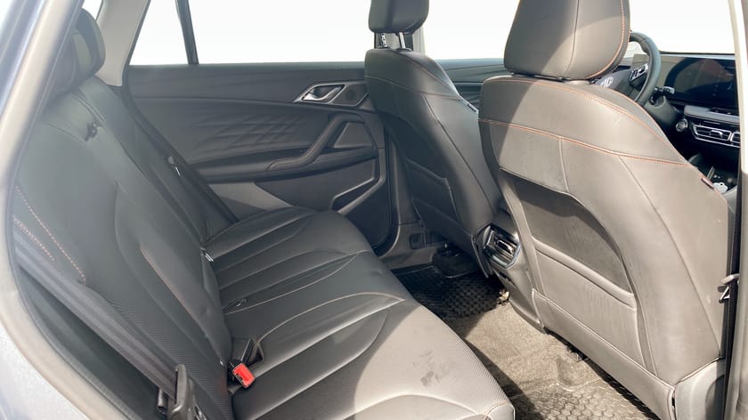 Bild 5 av MG HS PHEV LUX  307hk 360° - Navi