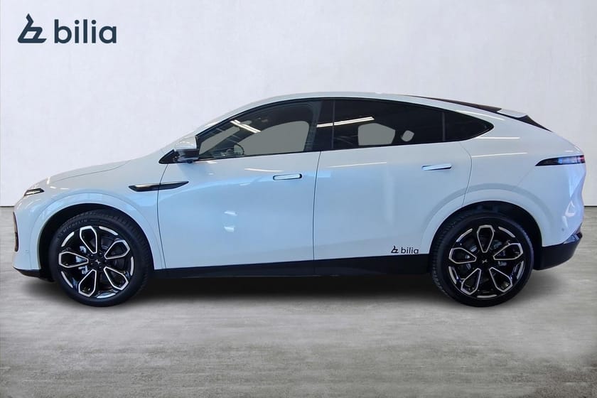 Bild 2 av XPENG G6 Performance I AWD I DRAG I MASSAGE I PANO I 360 kamera