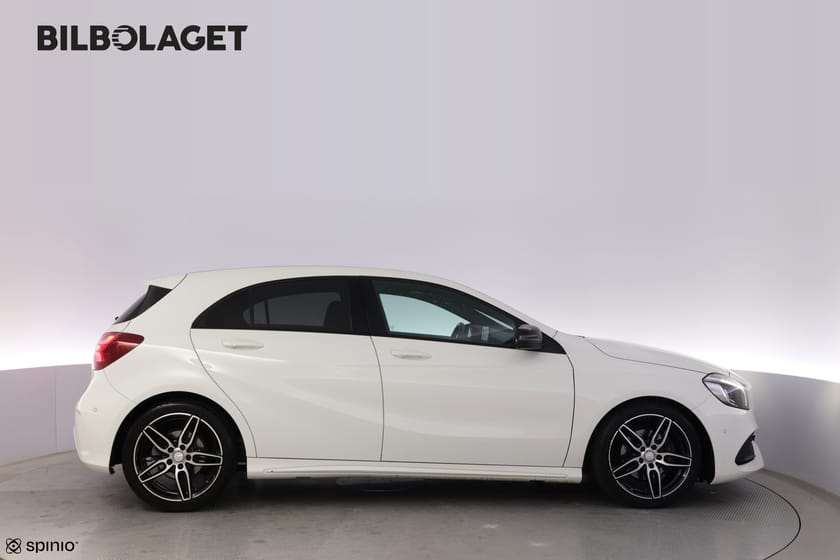 Bild 2 av Mercedes-Benz A 180 AMG Line NightPack