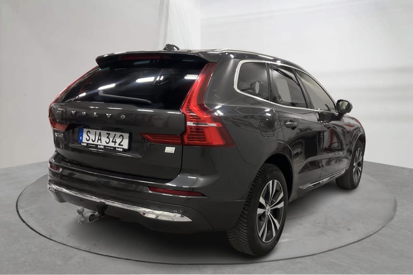 Bild 3 av Volvo XC60 T6 AWD Recharge (350hk) Core Drag Panorama