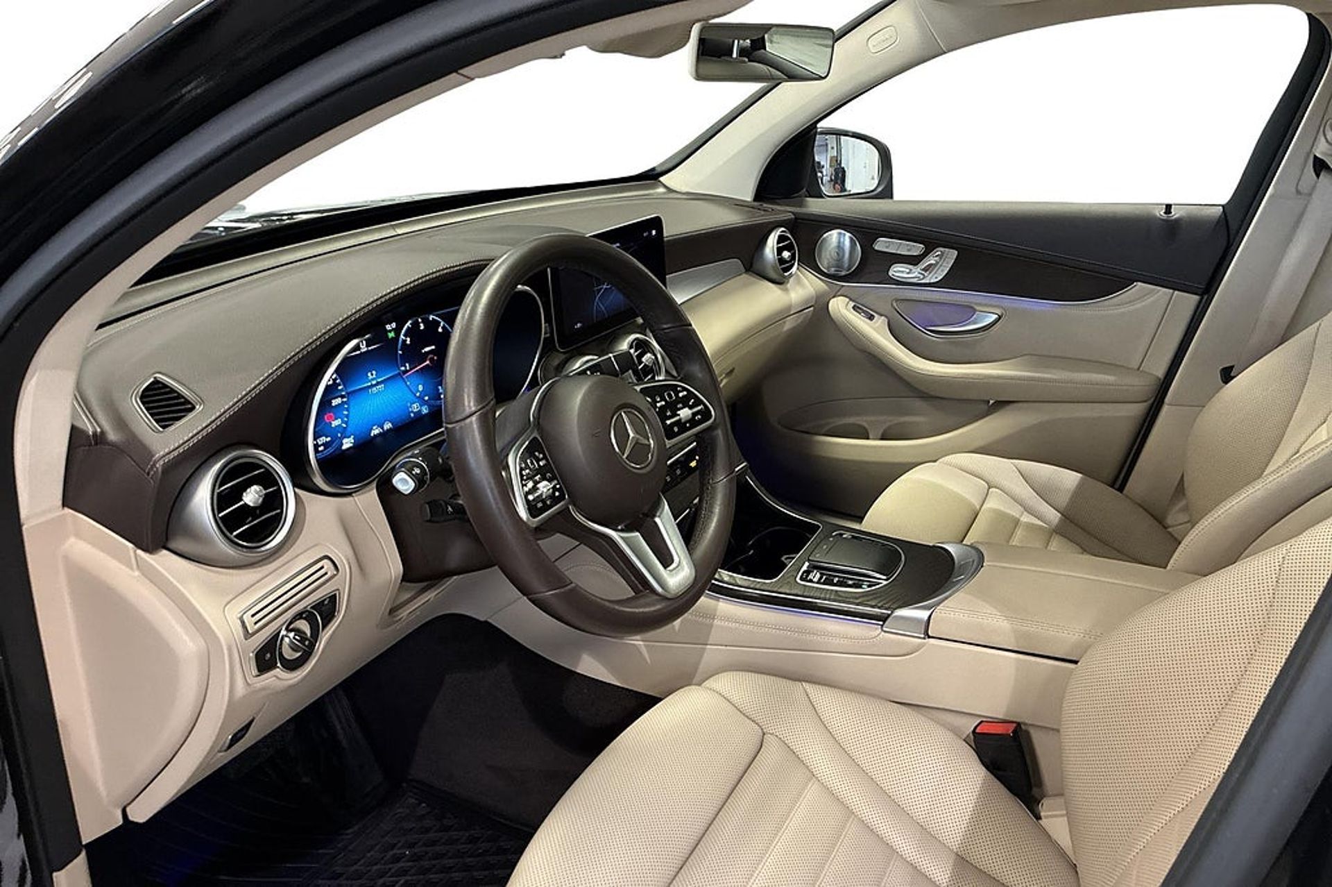 Mercedes-Benz GLC 2020, bild 6/10