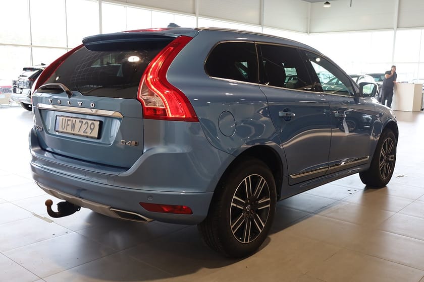 Bild 5 av Volvo XC60 D4 AWD AUT Summum Navi Drag VOC Läder Rattvärme