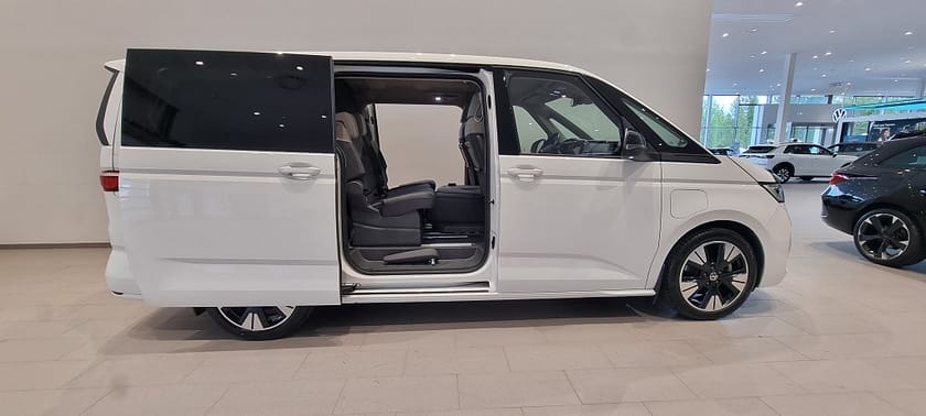 Bild 4 av Volkswagen Multivan eHybrid 1.4 TSI ACT OPF Life LWB "TwinCabin"