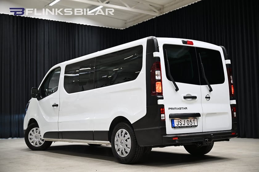Bild 3 av Nissan Primastar Crew 150HK L2|Automat|9-Sits|LED|Drag|Leasebar