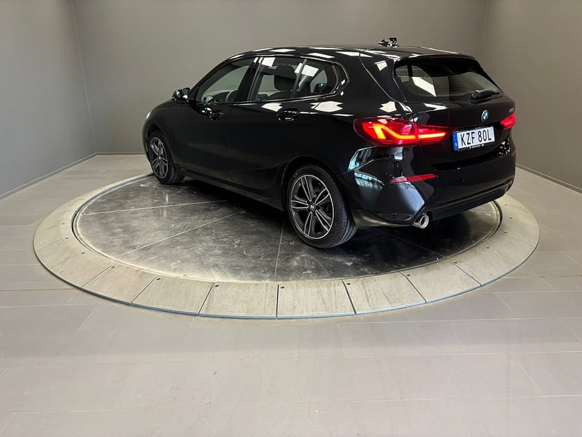 Bild 3 av BMW 118i Sport line Euro 6