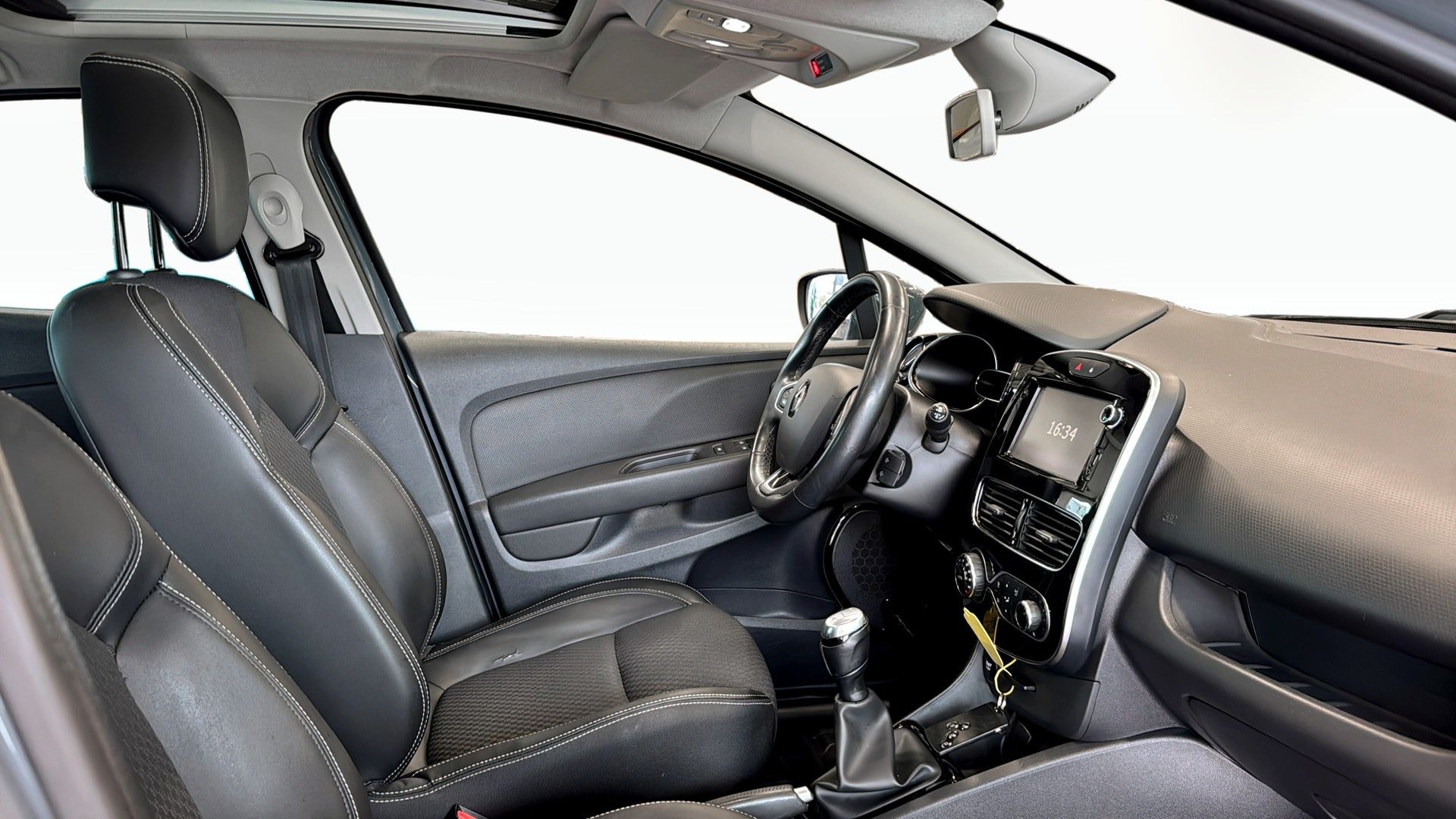 Renault Clio 0.9 TCe 2018, bild 3/10