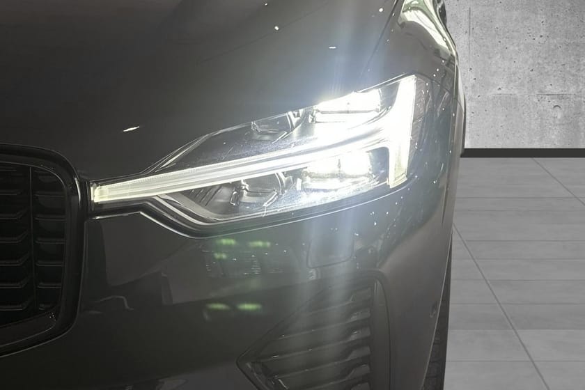 Bilde 5 av Volvo XC60 Recharge T6 AWD R-Design - Hengerfeste, 360kamera