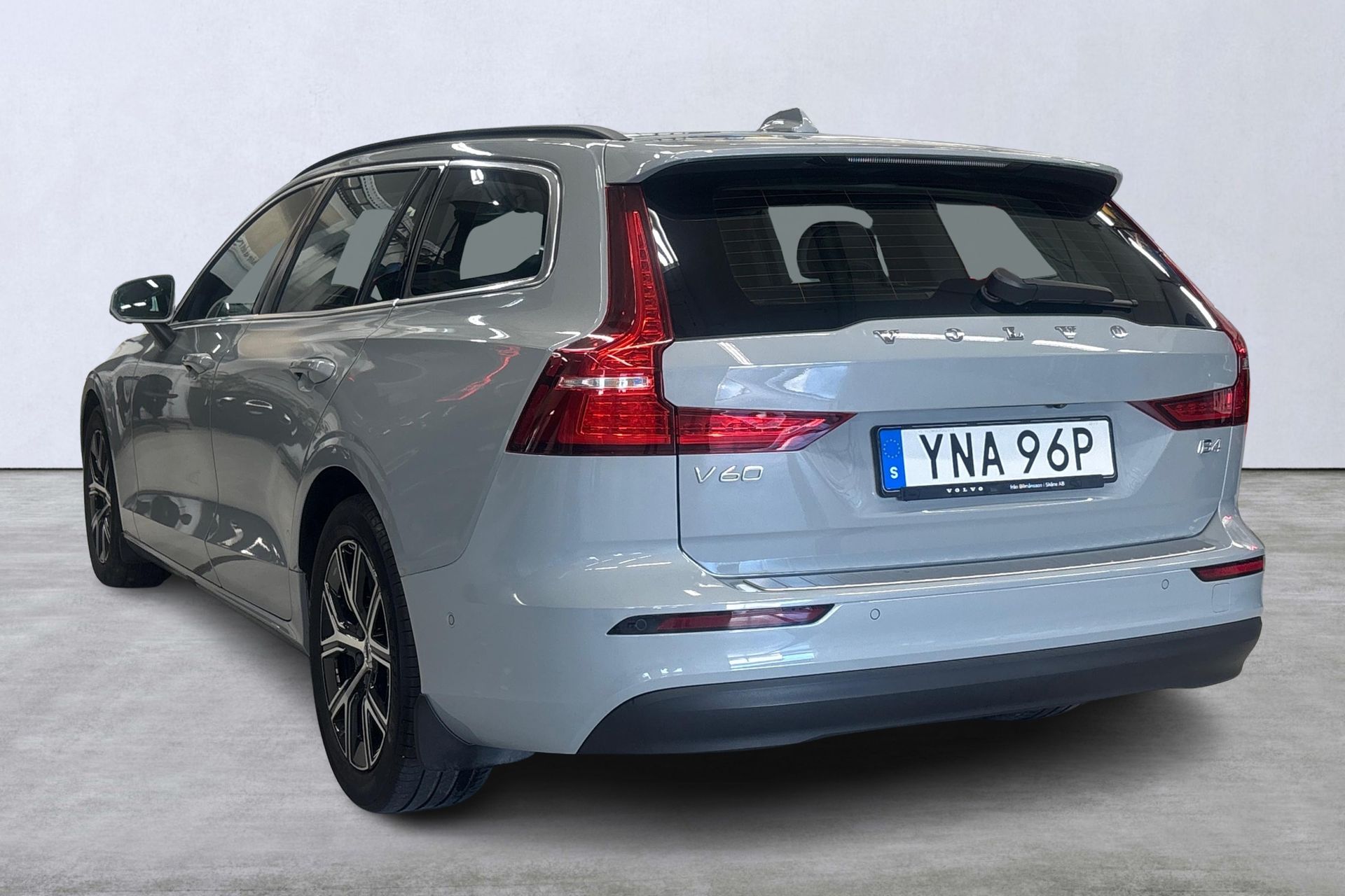 Volvo V60 B4 Bensin Core 2024, bild 4/10