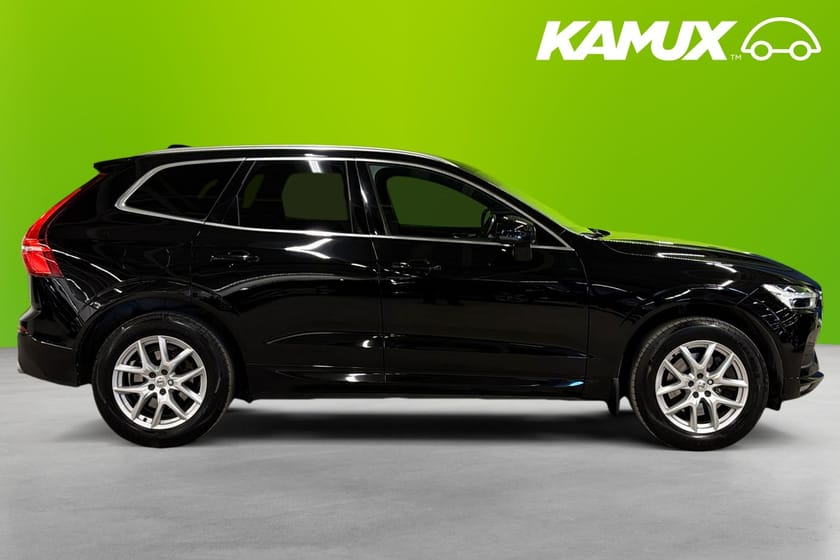 Bild 2 av Volvo XC60 D4 AWD Geartronic Momentum Värmare Drag Navi Kamera 190hk