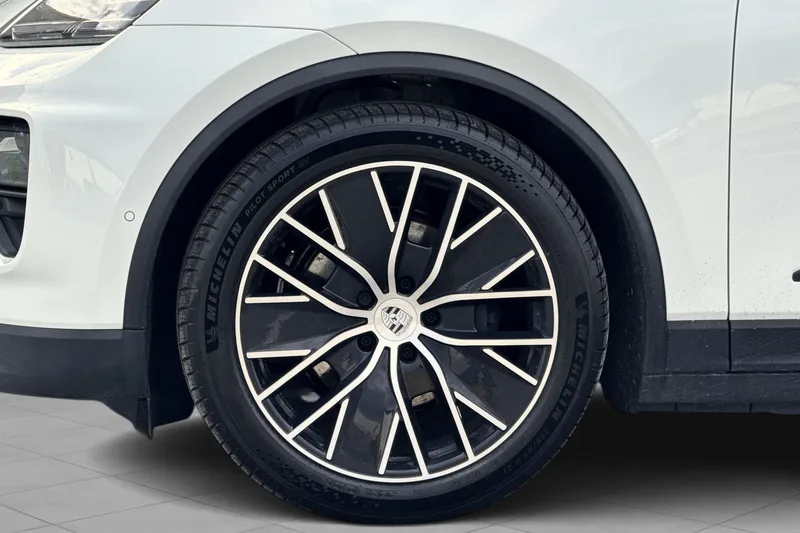 Porsche Macan 4 bilde 6