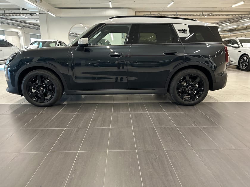 Bild 3 av MINI Countryman SE ALL4 Classic Trim, Paket L