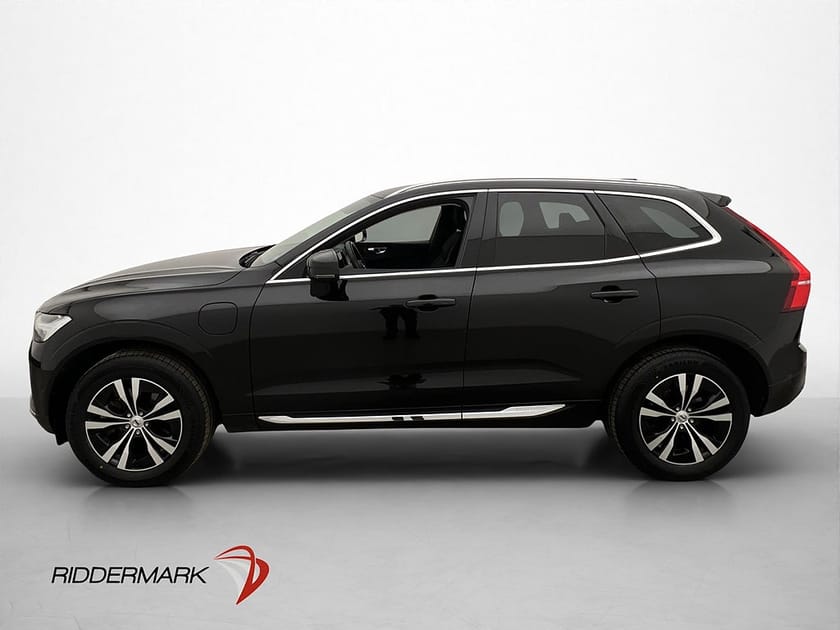 Bild 4 av Volvo XC60 Recharge T6 AWD Core Edition Pano 360° Drag MOMS