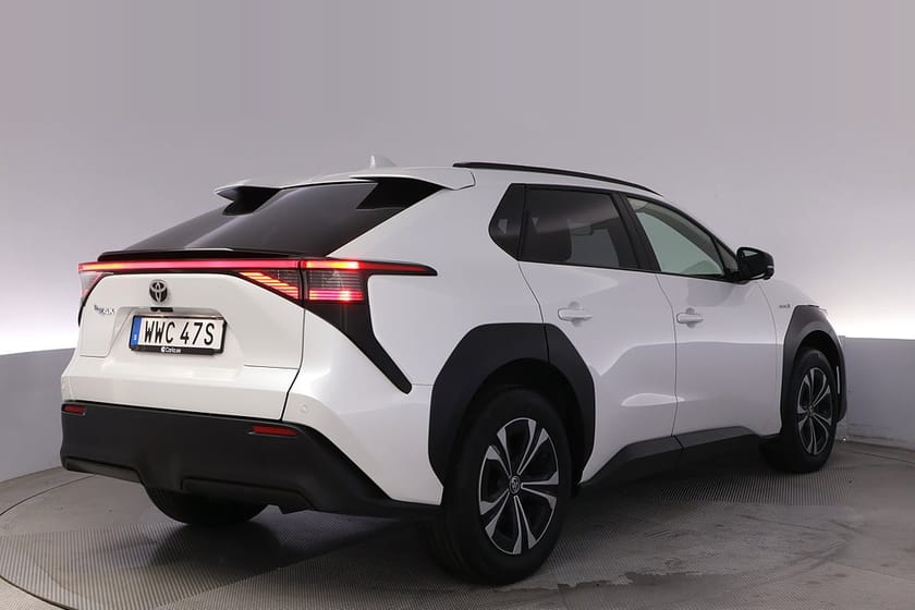 Bild 5 av Toyota bZ4X