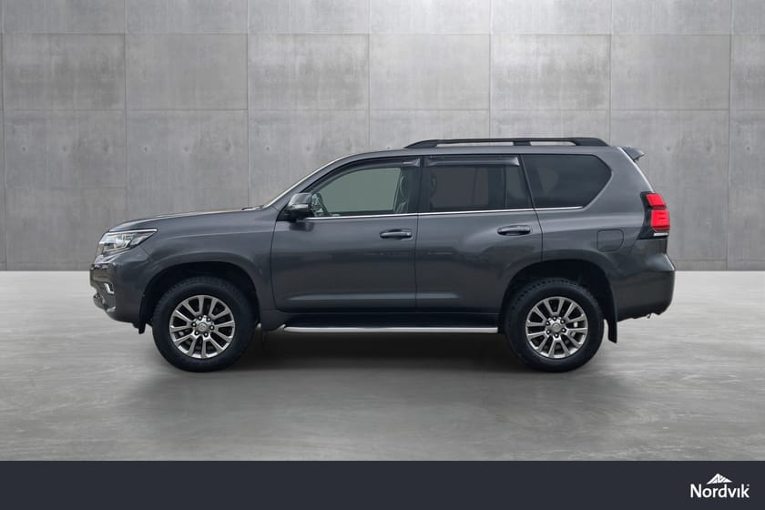 Bilde 2 av Toyota Land Cruiser 5-dørs 2.8D 177hk 4X4 GX
