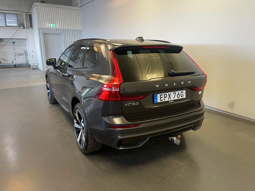 Bild 2 av Volvo XC60 Recharge T8 II R-Design/ Navigation/ Drag/360 Kamera/ Harman Kardon/ 10.000kr Tillbehör/