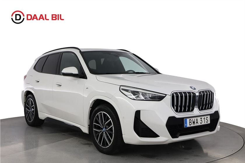 Bild 3 av BMW X1 xDrive25e 16,3kWh 245HK M-SPORT DRAG B-KAM NAVI MASSAGE