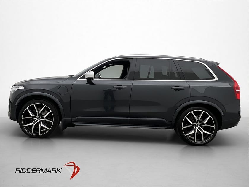 Bild 4 av Volvo XC90 T8 AWD R-Design 7Sits B&W HUD Luft Pano 360° Drag