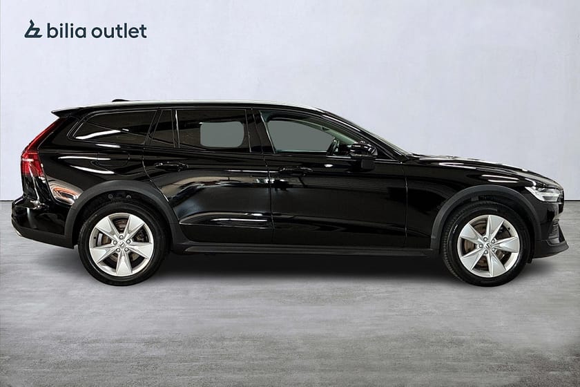 Bild 5 av Volvo V60 Cross Country B4 AWD Diesel AdvNavi Edt 197hk Navi Drag H/K B-kamera