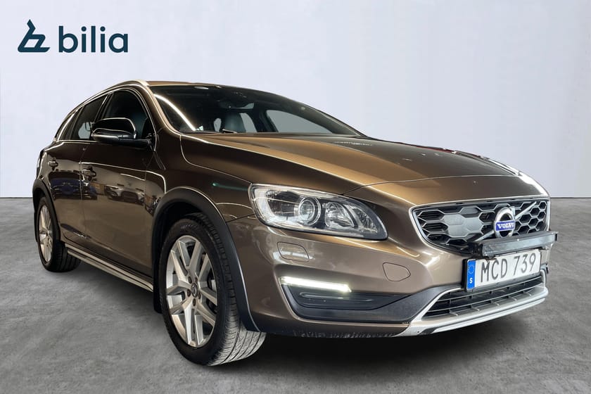 Bild 3 av Volvo V60 Cross Country Summum/AWD/V-Hjul/Dragkrok/Nyservad/Ledramp