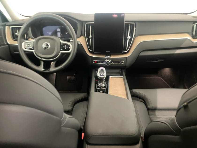 Bild 5 av Volvo XC60 T6 Plus Dark Nordic Edition
