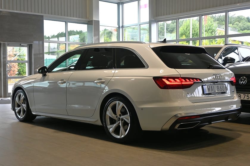 Bild 3 av Audi A4 Avant 40 TFSI quattro Q MHEV 204hk S Line Matrix Drag Värmare