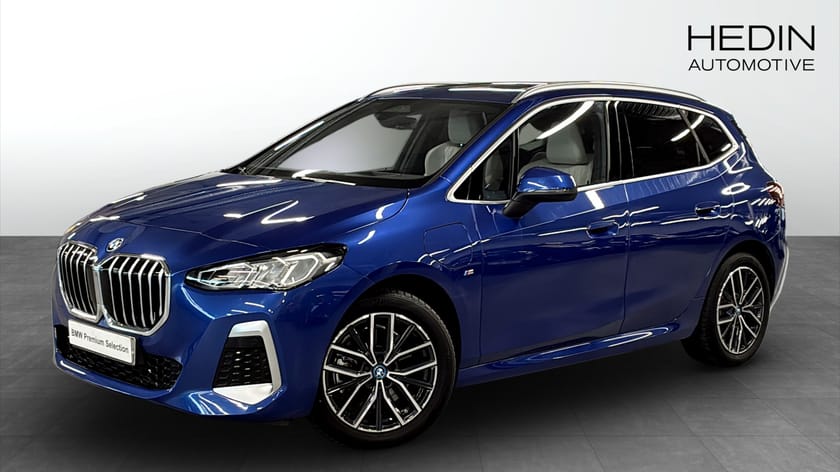 Bild 2 av BMW 230e xDrive Active Tourer M-Sport Panorama HK-ljud DAP