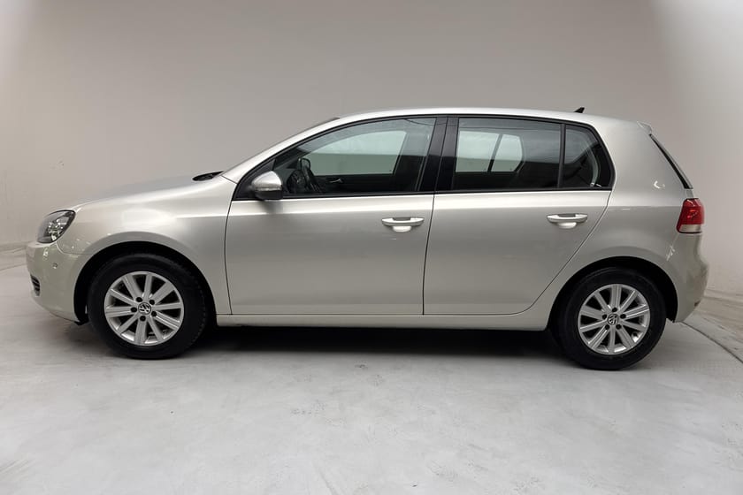 Bild 3 av Volkswagen Golf VI 1.6 TDI 5dr (105hk) Reparationsobjekt