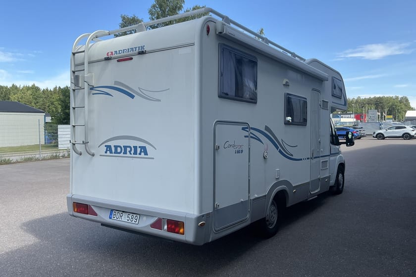 Bild 3 av Adria Mobil Campervan Fiat A 660 DP Husbil