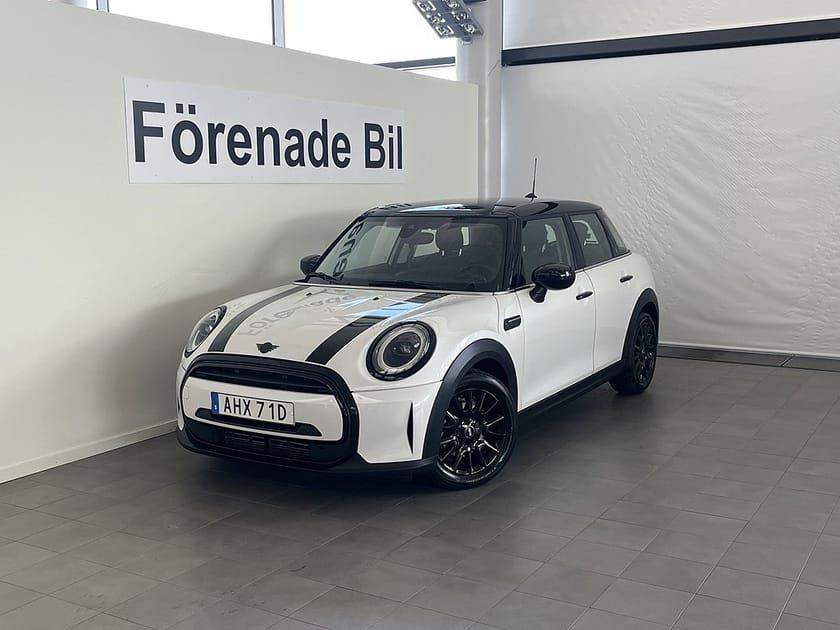 Bild 1 av MINI Cooper 5dr Aut Nav Backkamera Apple Carplay
