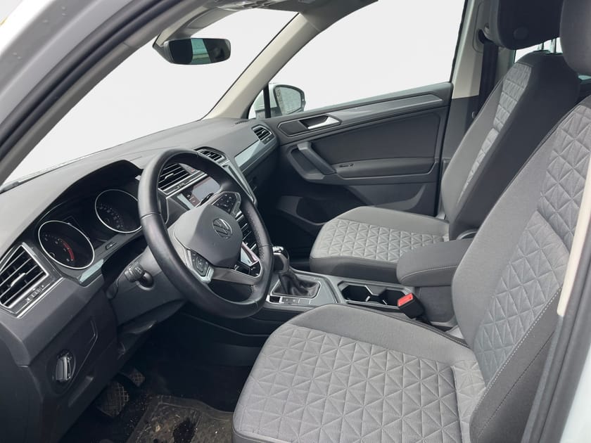 Bild 5 av Volkswagen Tiguan 1.5 TSI 150hk *Backkamera/Dragkrok*