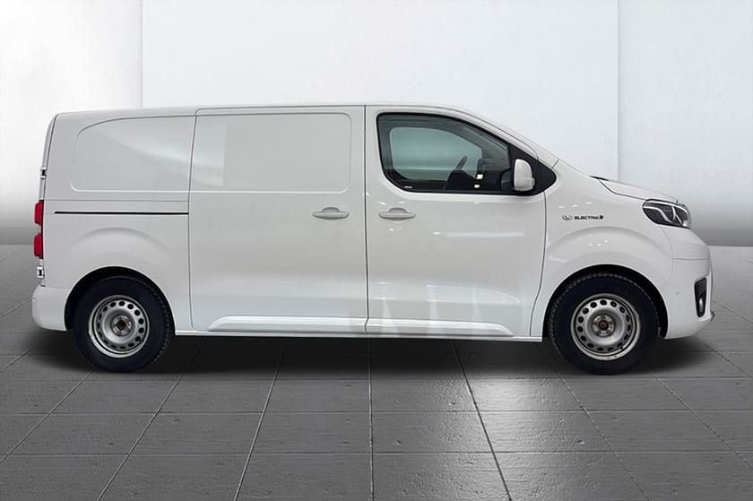 Bild 4 av Toyota Proace Electric 75 kWh Drag 2xSidodörr 3sits Navi 136hk