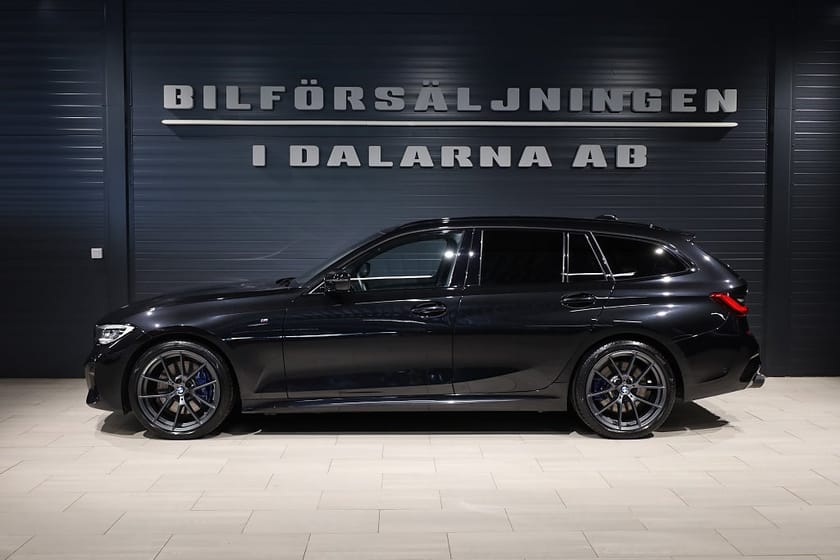 Bild 3 av BMW M340i xDrive Touring 374hk Cockpit/HUD/Laser/Drag