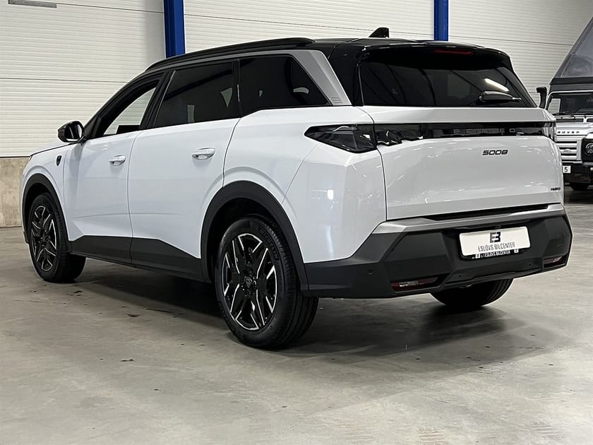 Bild 5 av Peugeot 5008 Hybrid 145
