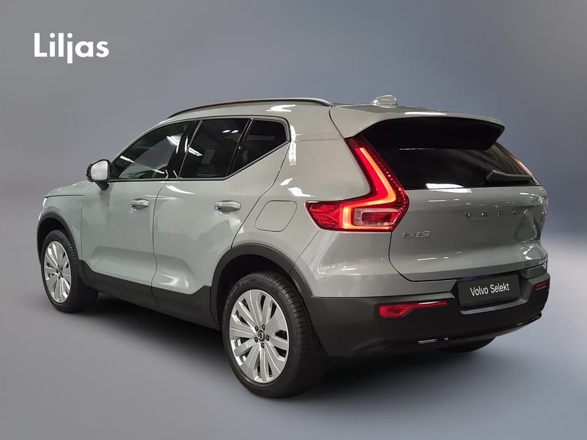 Bild 4 av Volvo EX40 Single Motor Extended Range R Core SE//360-Kamera//