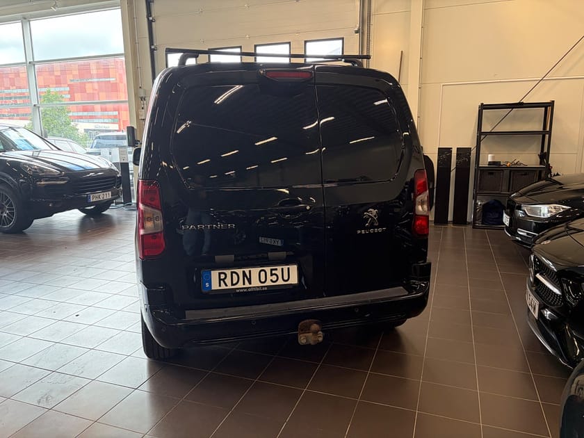 Bild 5 av Peugeot Partner Utökad Last Pro + 1.5 BlueHDi 130 Auto Kamrem Bytt /drag /Värmare