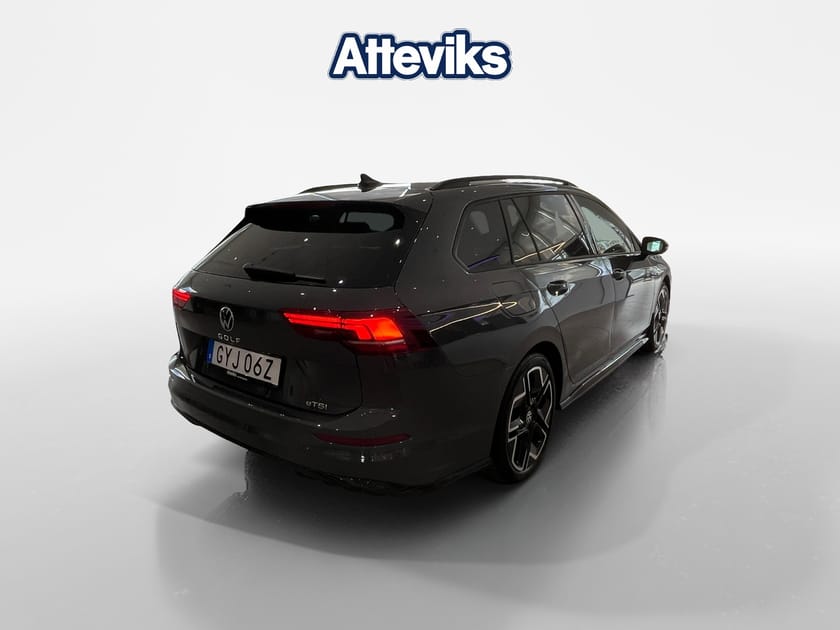 Bild 3 av Volkswagen Golf Sportscombi R-Line 1.5 eTSI 150hk *Komfortpaket/Drag/Kamera*