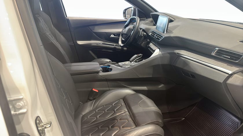 Bild 3 av Peugeot 3008 GT HYBRID4 HYBRID DRAG, AWD,300hk,