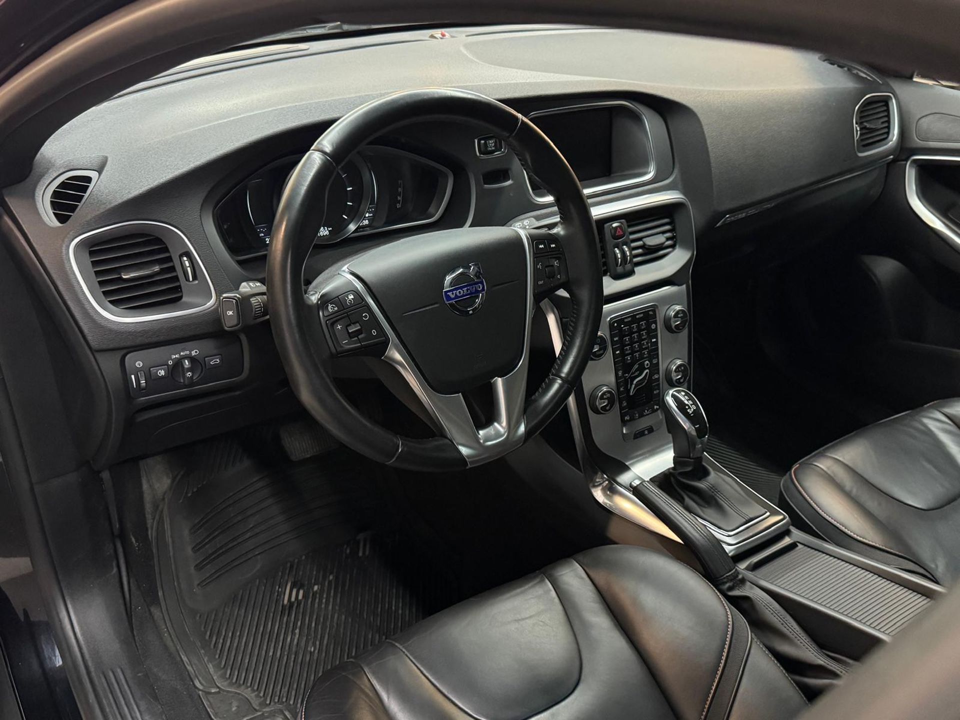 Volvo V40 D4 2015, bild 7/10