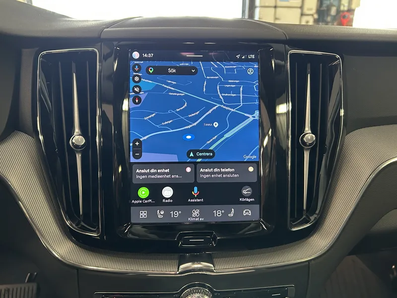 Bild 11 av 15 – Volvo XC60 T6 Plus Dark Edition Plus Edition
