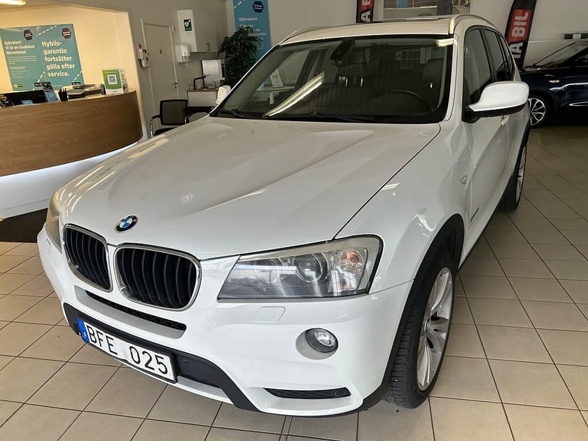 Bild 2 av BMW X3 xDrive20d Steptronic Euro 5 Med Drag