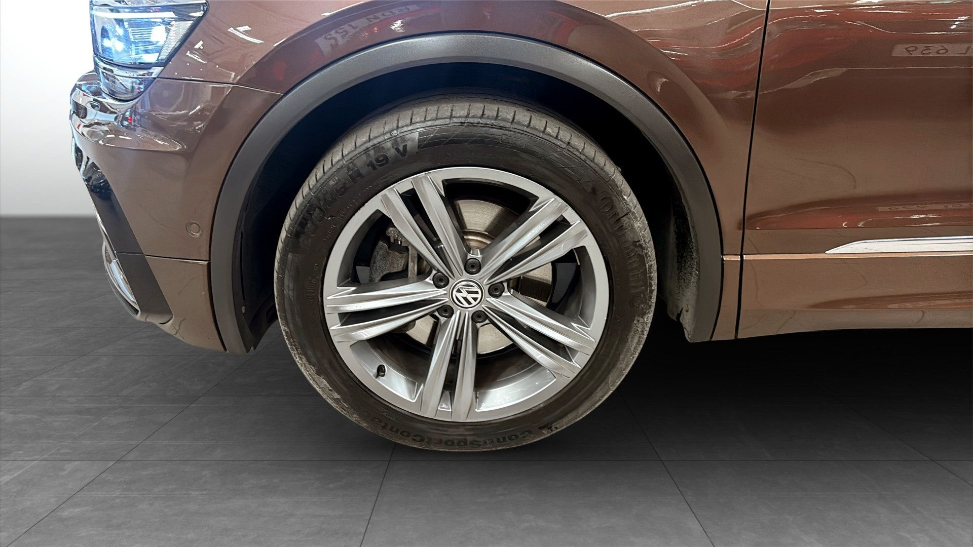 Volkswagen Tiguan 2018, bild 6/10