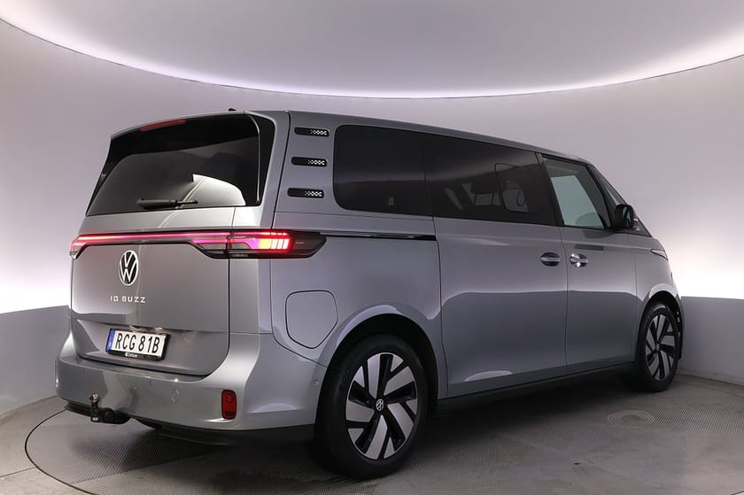 Bild 5 av Volkswagen ID. Buzz LWB 91 kWh 7-Sits Drag Matrix Kamera