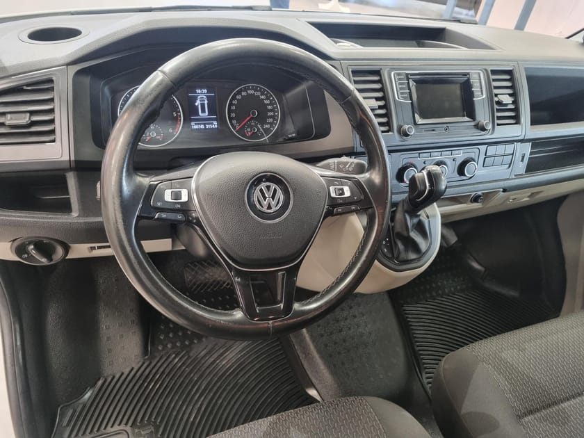 Bild 4 av Volkswagen Caravelle 150 hk 9-sits DSG Värmare Drag Moms