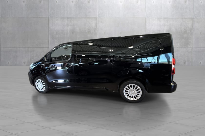 Bilde 2 av Toyota Proace L2 2 skyvedører 2.0 Diesel 144 Automat Comfort