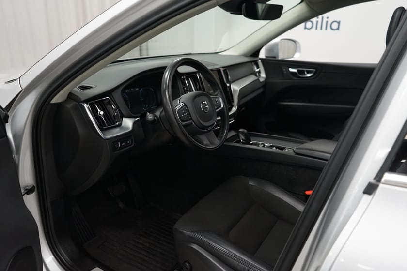 Bild 5 av Volvo XC60 Recharge T6 Inscription Expression | BLIS | Drag |